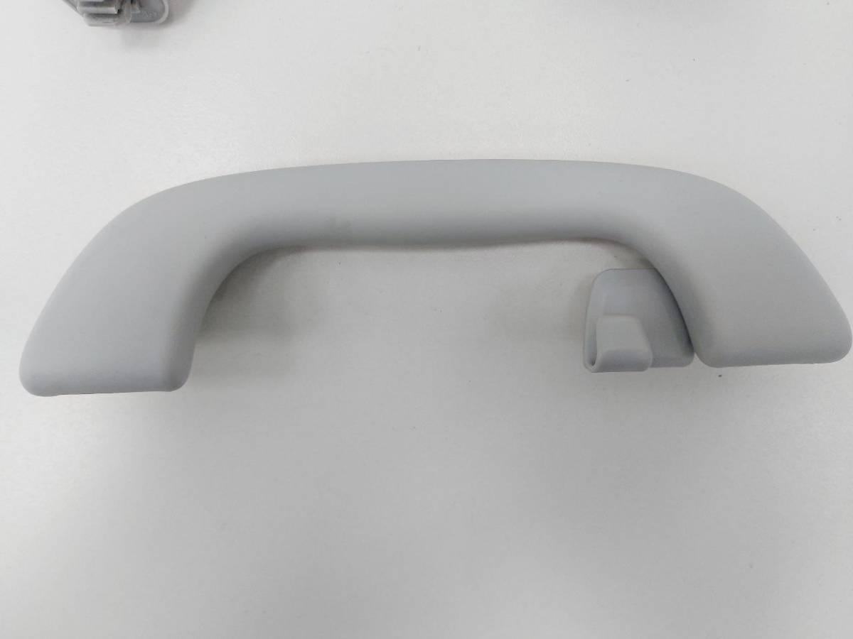 Ручка внутренняя потолочная Mazda Mazda 3 (BK) 2002-2009