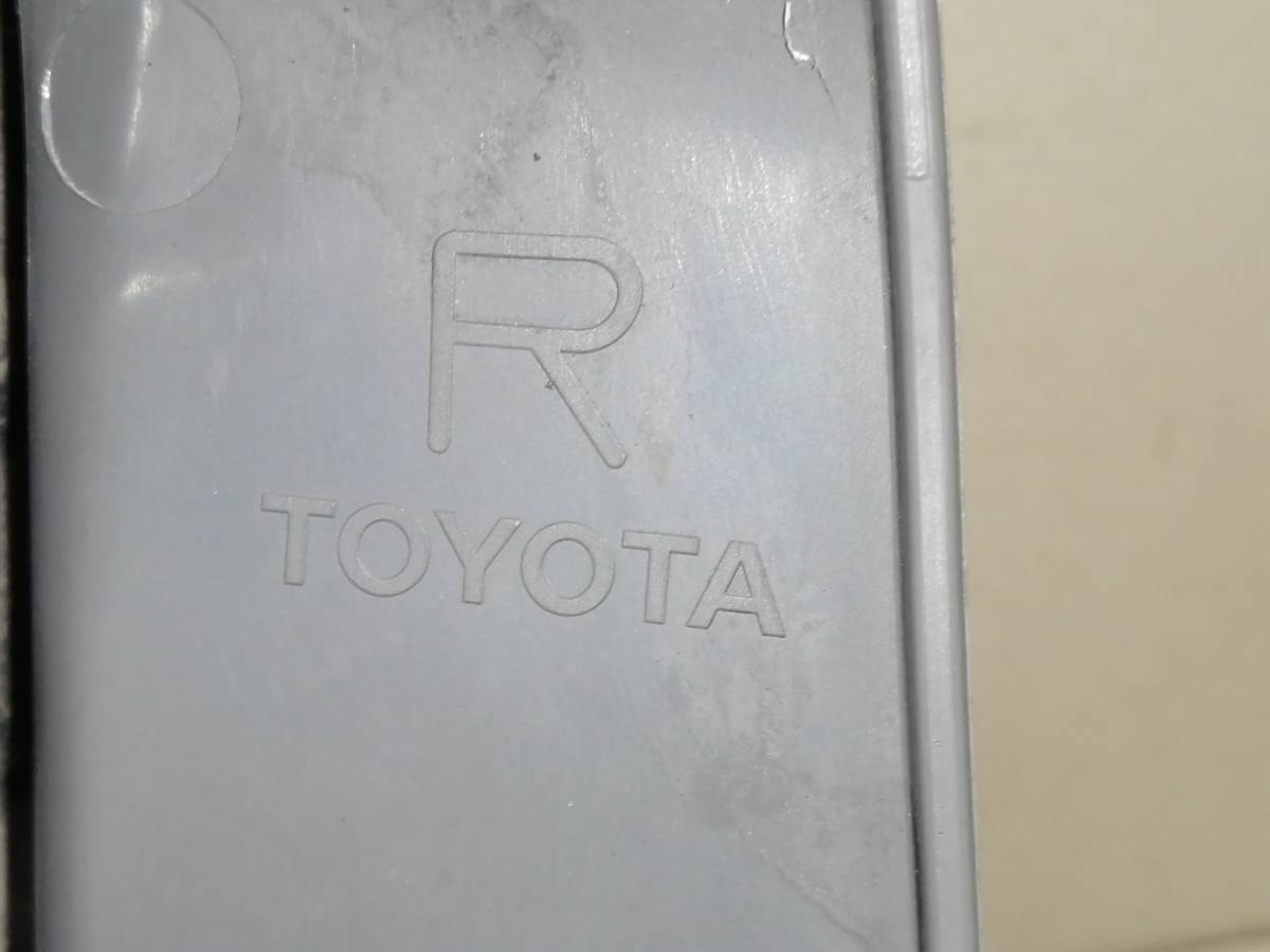 Фонарь задний наружный правый Toyota Corolla E180 2013>