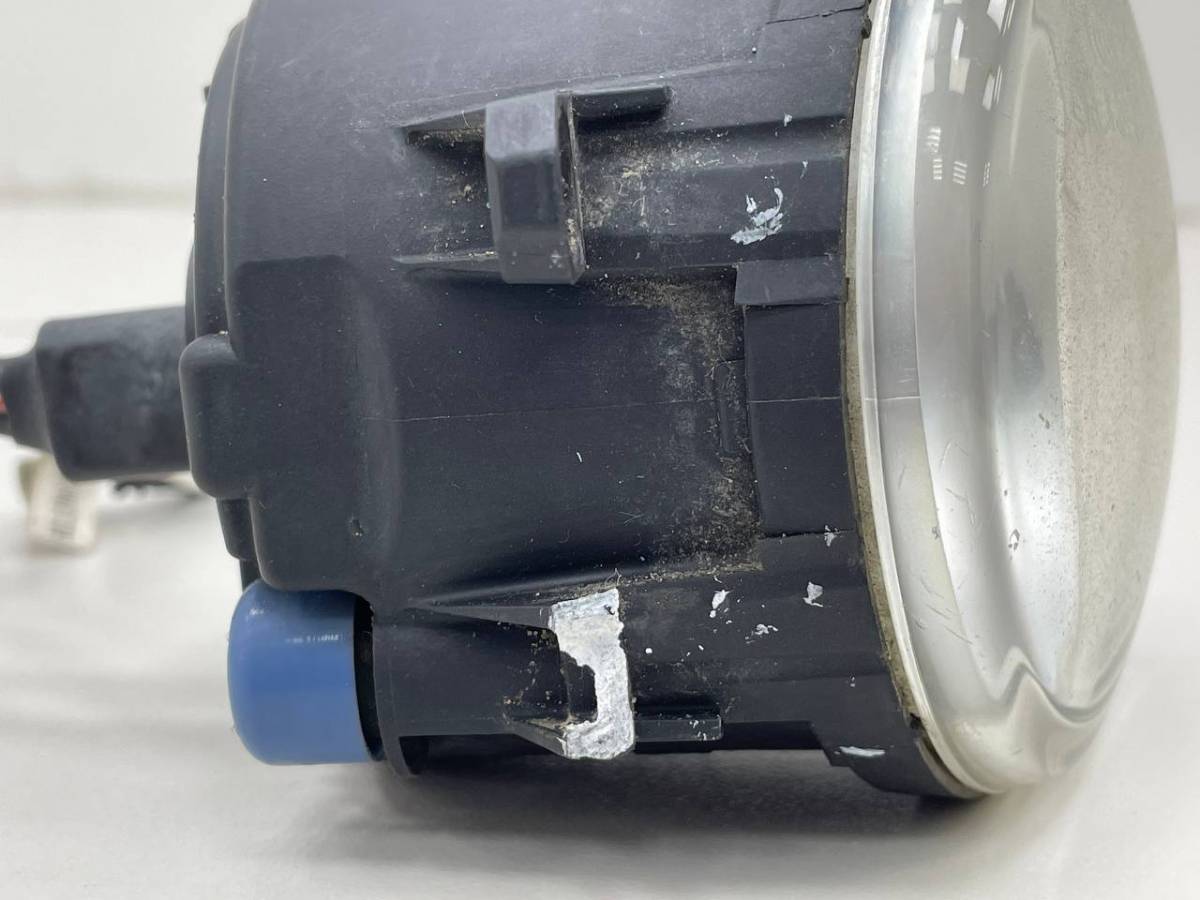 Фара противотуманная правая Toyota Avensis (T250) 2003-2009