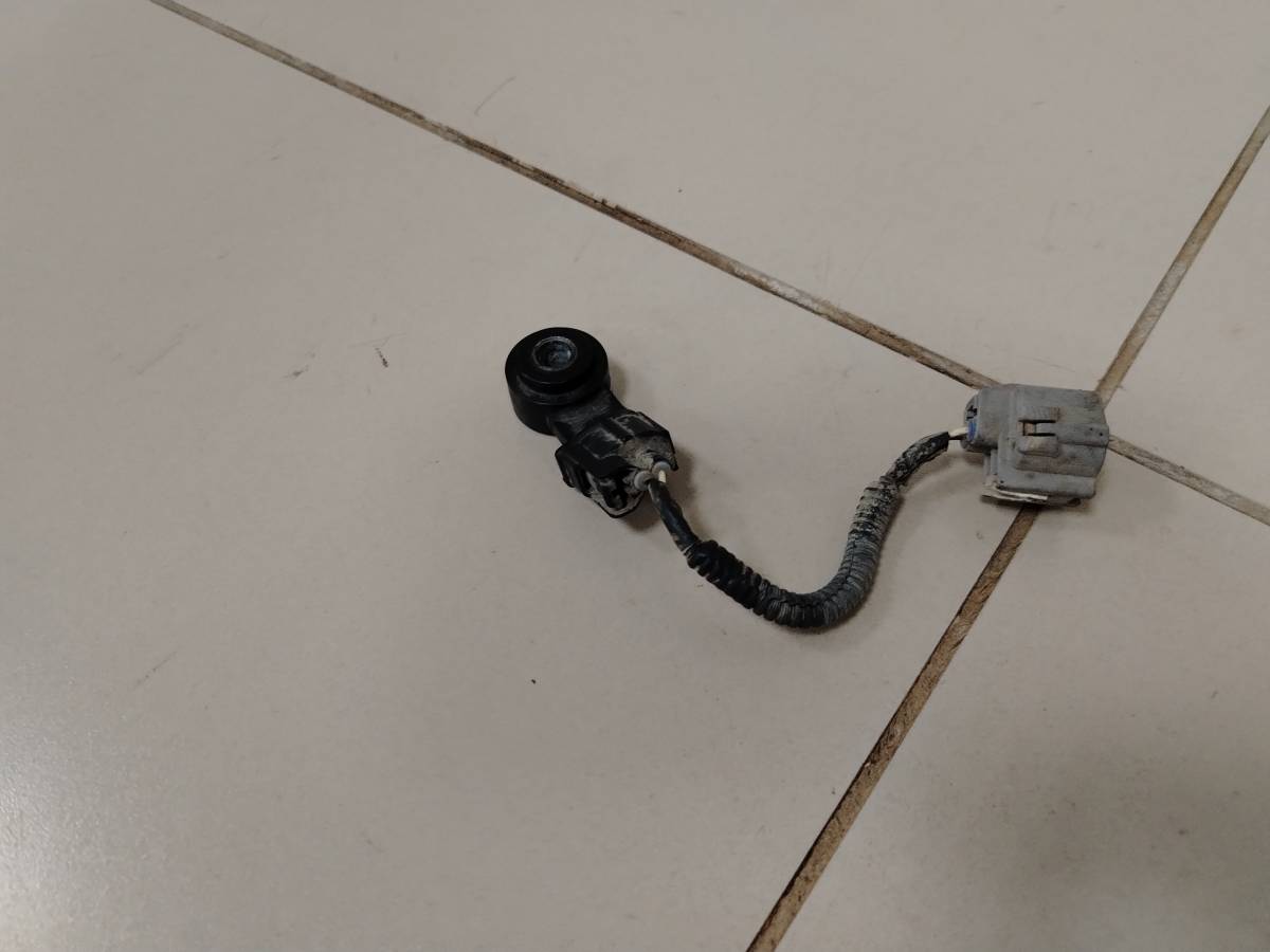 Датчик детонации Toyota Auris (E150) 2006-2012 Датчик детонации Toyota Auris (E150) 2006-2012