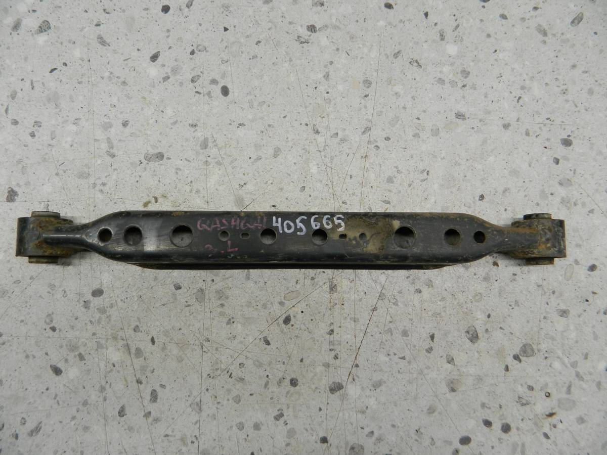 Задние рычаги кашкай j10. 55110jd000. Nissan 55110-jd000 тяга подвески. Задняя подвеска Nissan Qashqai j10. 55110-1kd0a.