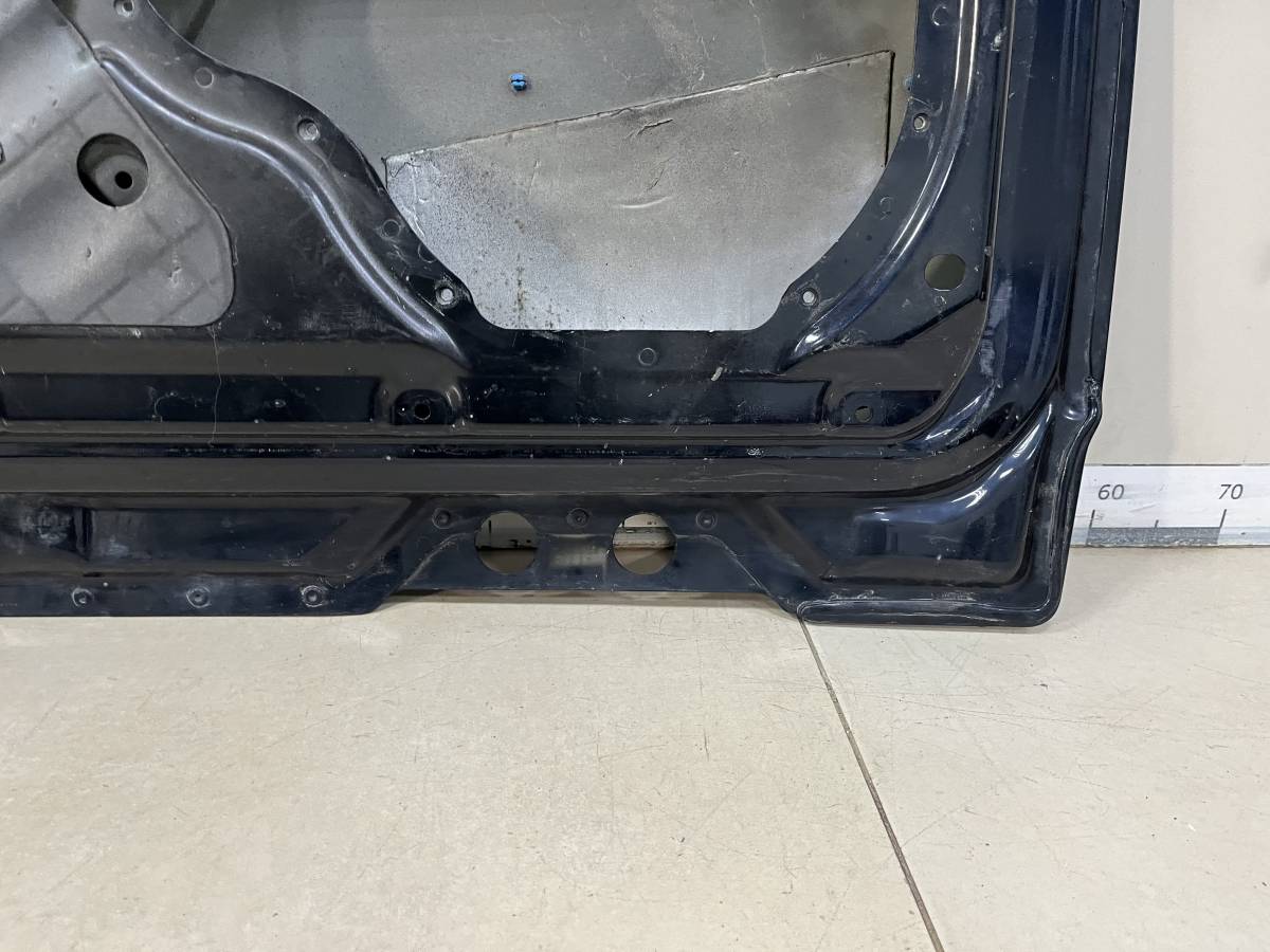 Дверь багажника нижняя Land Rover Discovery 3 2004-2009
