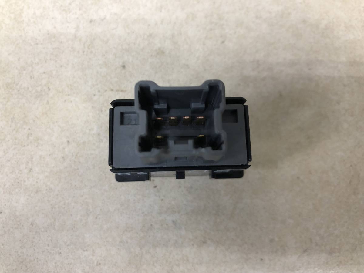 Кнопка обогрева сидений Nissan Sentra (B17) 2013-2017