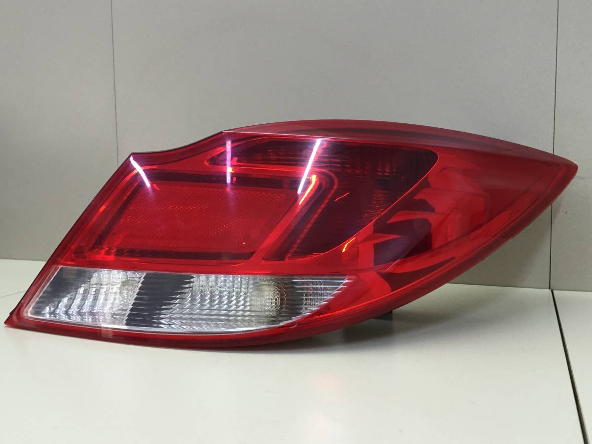 Фонарь задний правый Opel Insignia 2008-2017