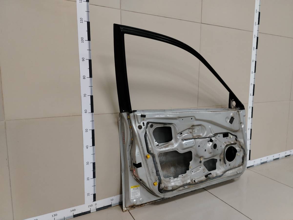 Дверь передняя левая Volvo V40 (VW) 1995-2004