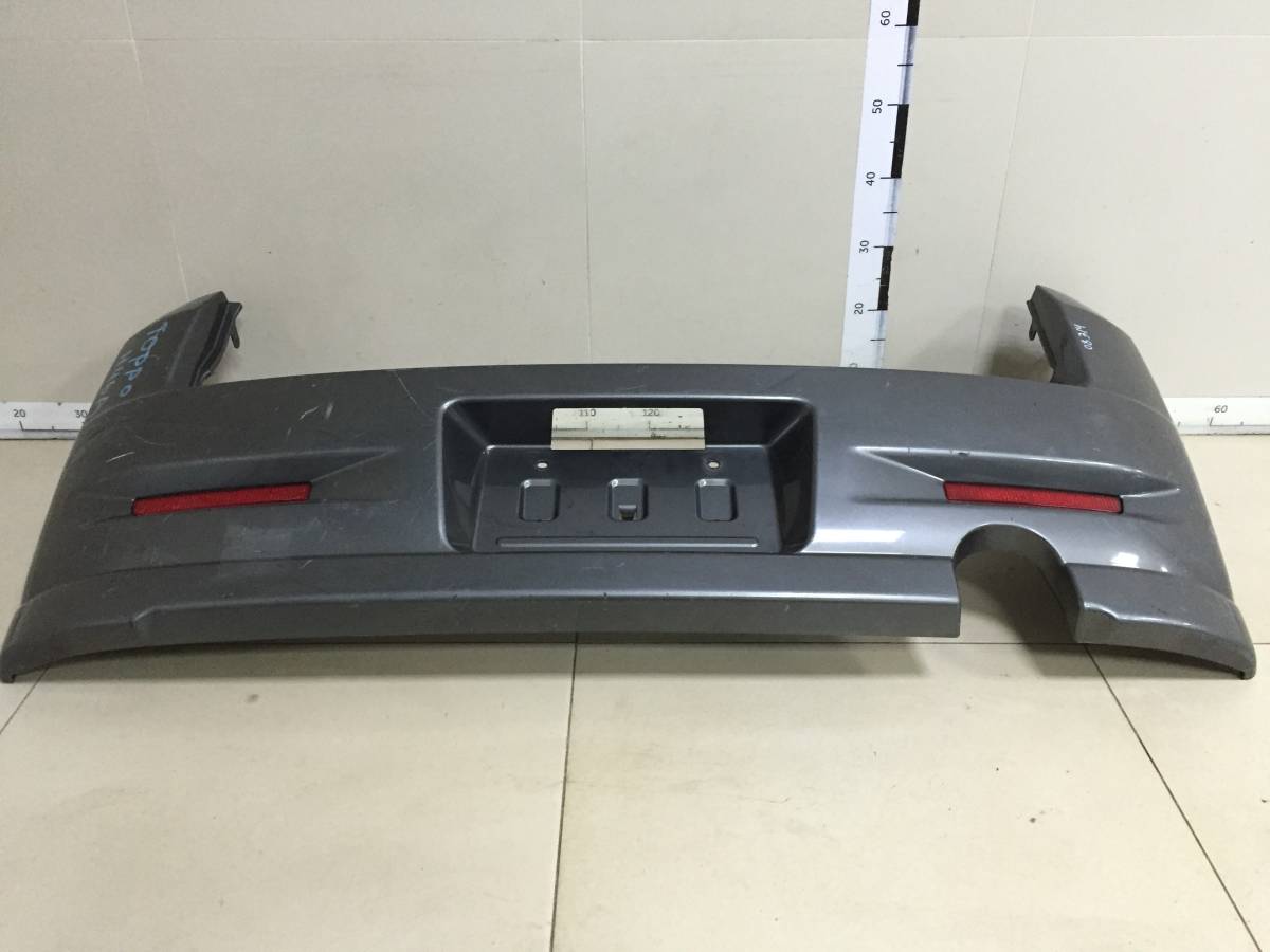 Бампер задний Mitsubishi Toppo BJ 1998-2003