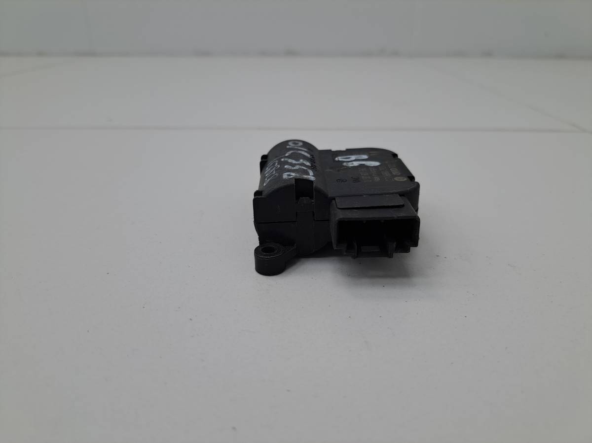 Моторчик заслонки печки Volkswagen Tiguan (5N1) 2007-2011