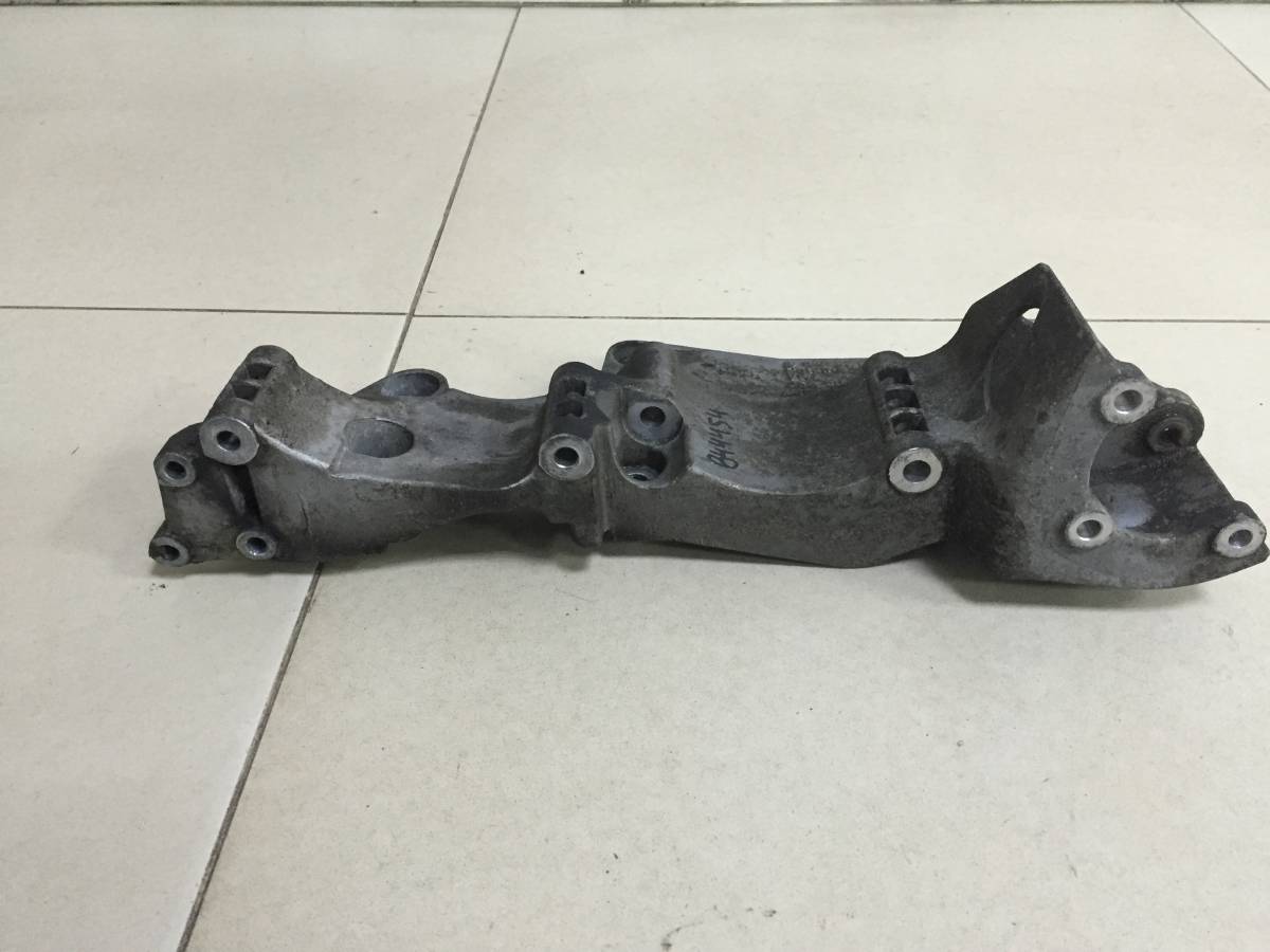 Кронштейн генератора Skoda Octavia (A4 1U-) 2000-2011