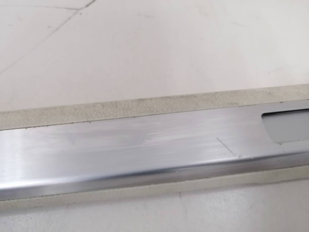 Накладка порога (внутренняя) Nissan Fuga Y50 2004-2009