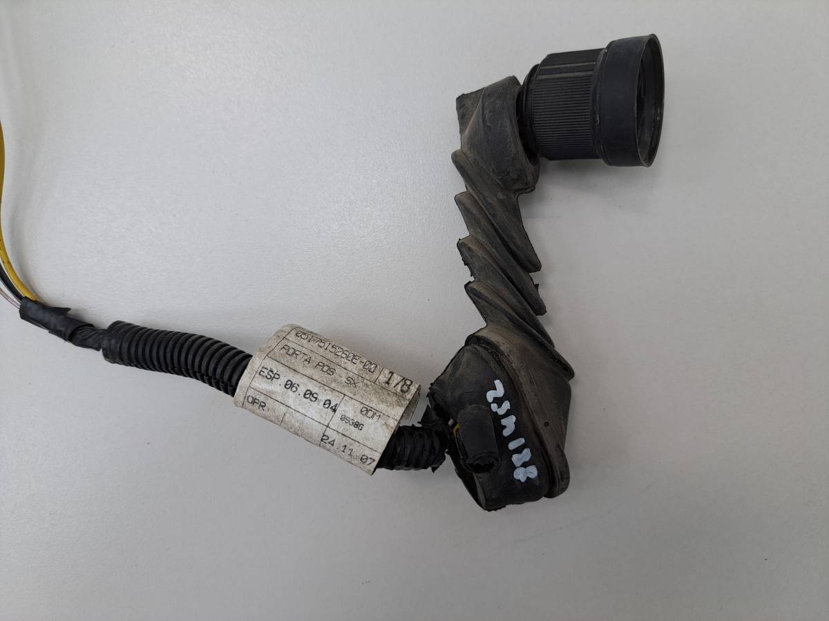 Проводка двери Fiat Albea 2002-2012