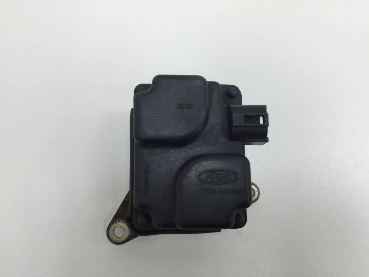 Моторчик заслонки печки Ford Focus 1 1998-2004