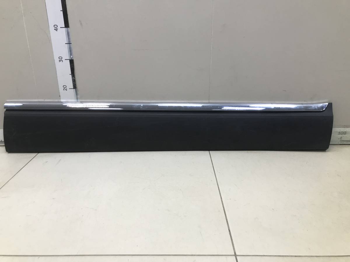 Накладка двери передней правой Hongqi H5 2018