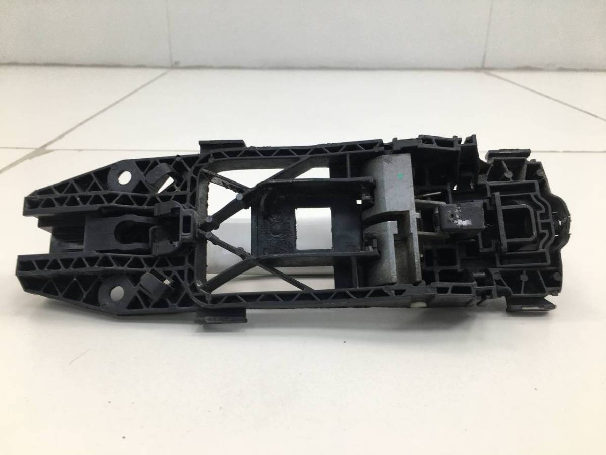 Ручка двери передней наружная правая Volkswagen Polo (Sed RUS) 2011>