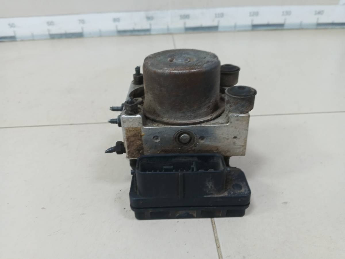 Блок ABS (насос) Mazda Atenza (GG) 2002-2007