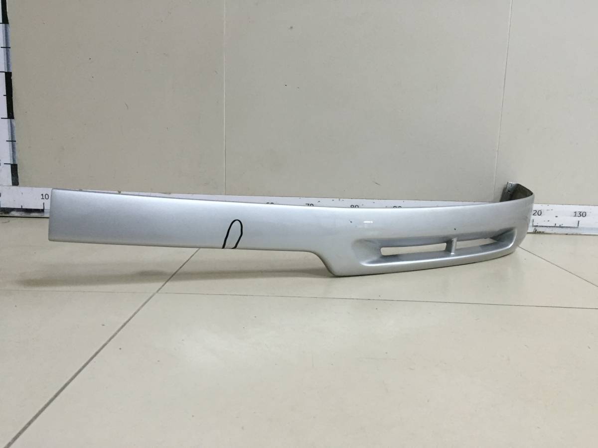 Накладка переднего бампера левая Toyota Noah (R60) 2001-2007
