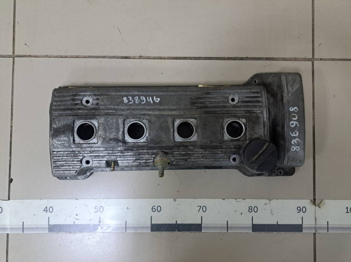 Крышка головки блока (клапанная) Toyota Carina (T210) 1996-2001 Крышка головки блока (клапанная) Toyota Carina (T210) 1996-2001