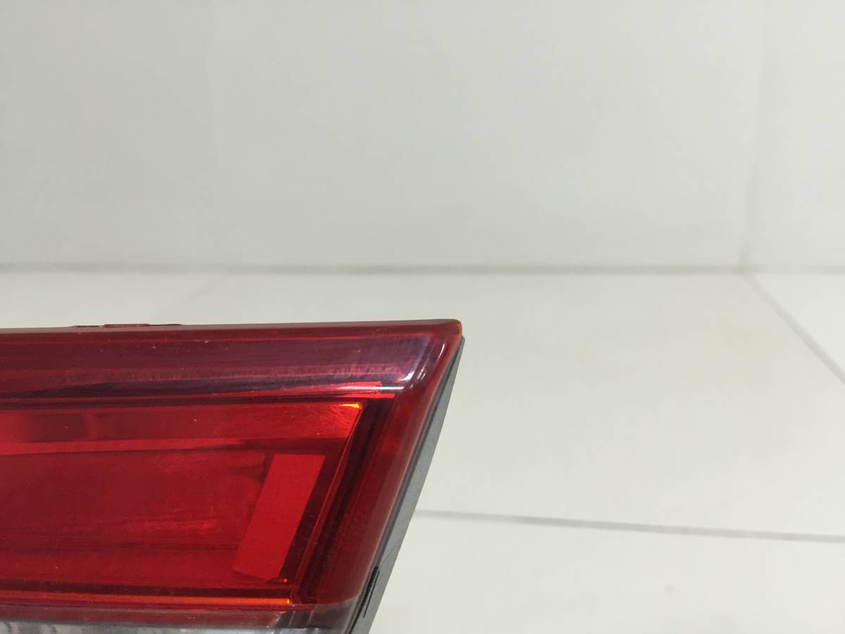 Фонарь задний внутренний правый Toyota Camry (V50) 2011-2017
