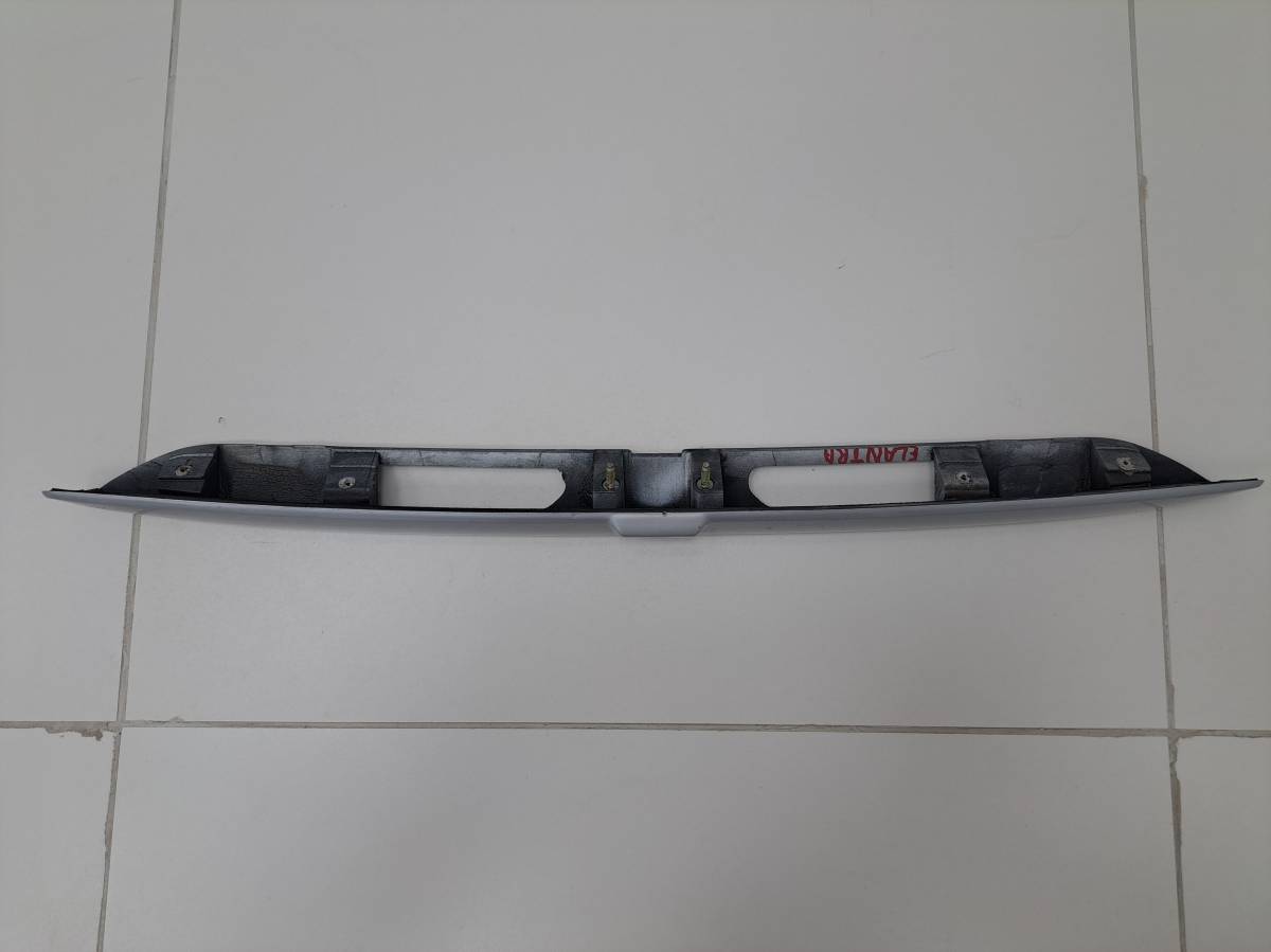 Накладка крышки багажника Hyundai Elantra (XD) 2000-2005