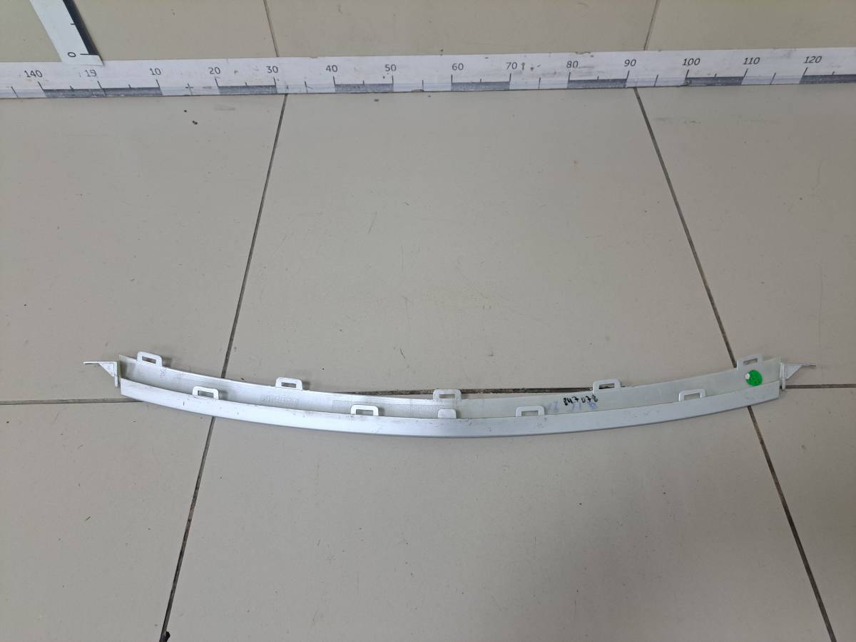 Накладка на решетку радиатора Geely Coolray 2018