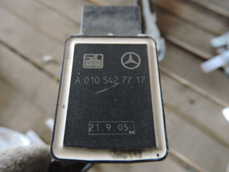 Датчик регулировки дорожного просвета для Mercedes-Benz ML-Class (W164) 2005-2011