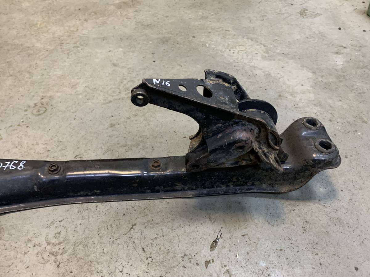 Балка подмоторная Nissan Almera (N16) 2000-2006