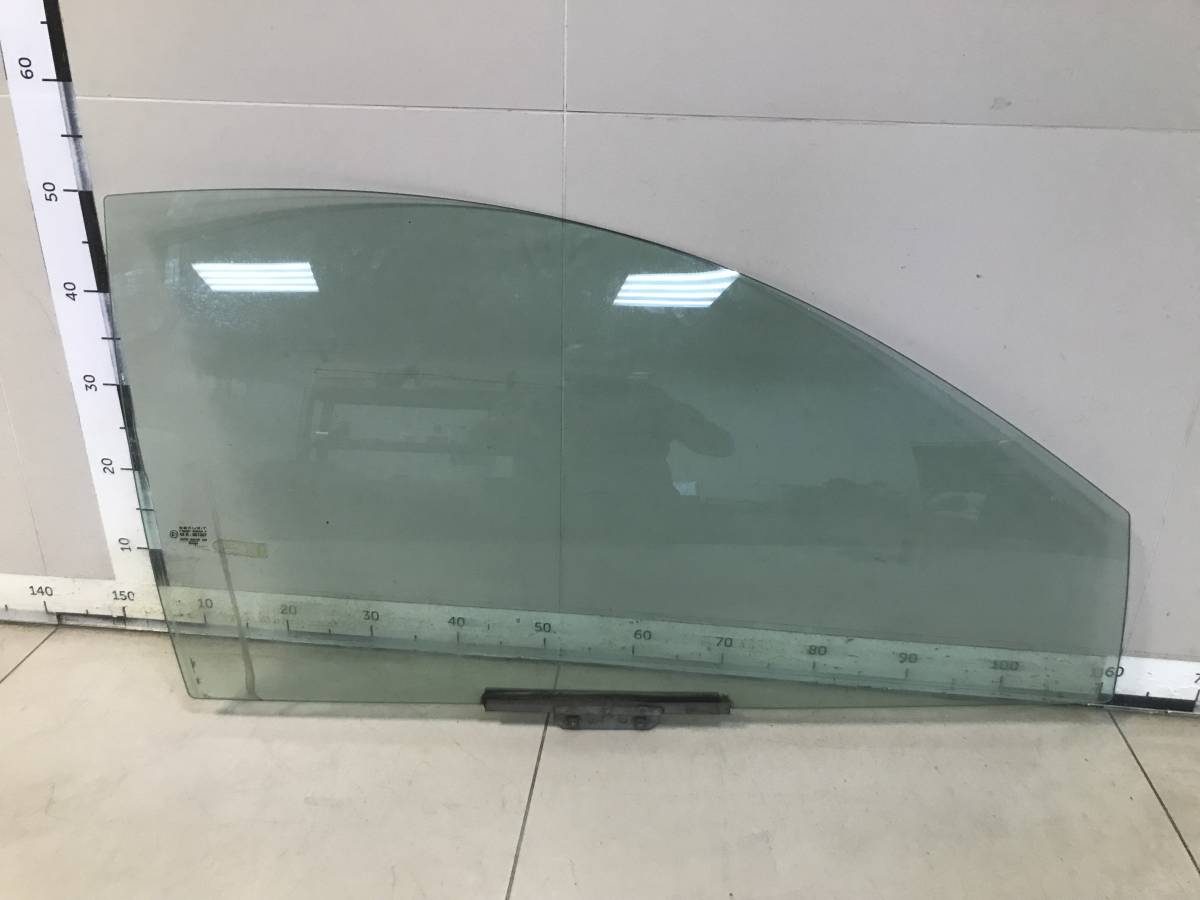Стекло двери передней правой Ford Puma 1997-2003