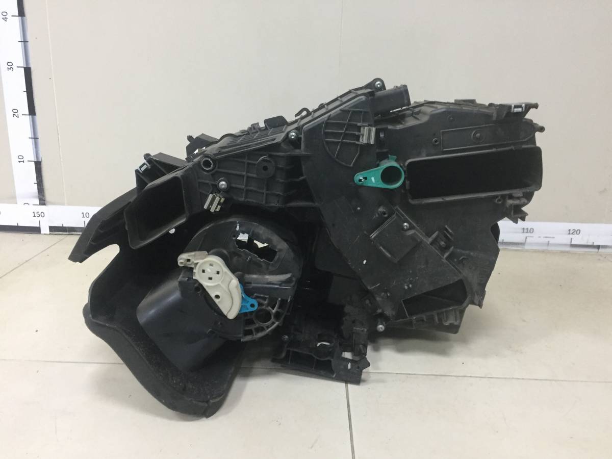 Корпус отопителя Renault Sandero 2009-2014