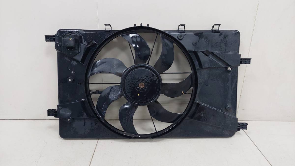 Вентилятор радиатора Chevrolet Cruze (J300) 2009-2016