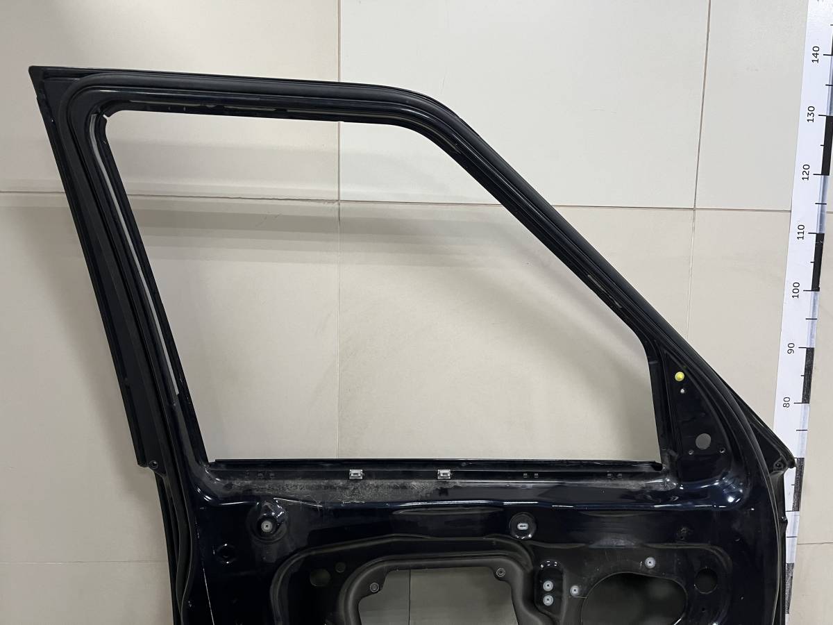 Дверь передняя левая Land Rover Discovery 3 2004-2009