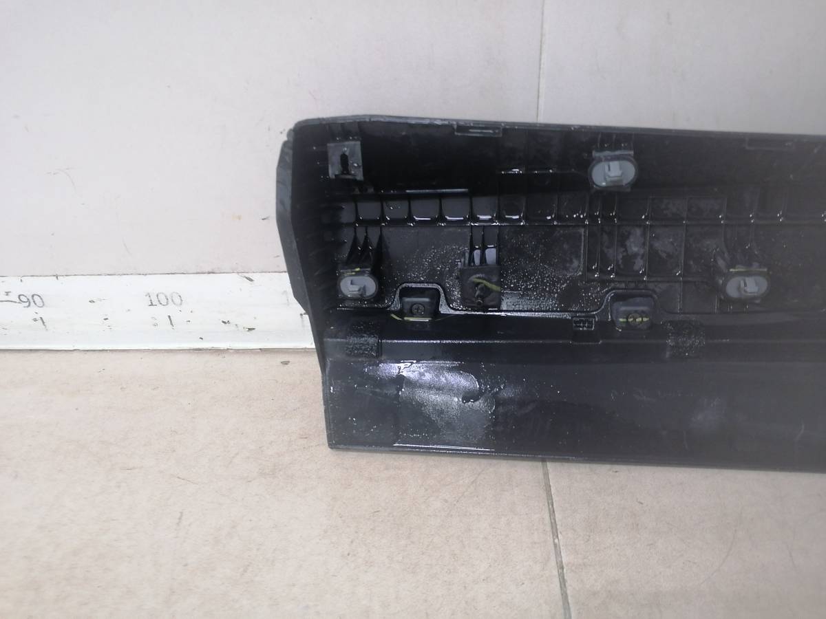 Накладка двери задней правой Hyundai Tucson NX4 2021