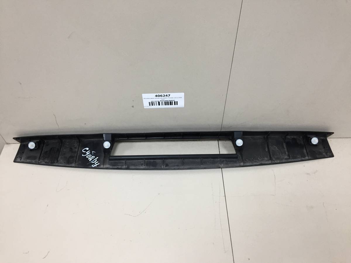 Обшивка двери багажника Subaru Forester (S12) 2008-2012