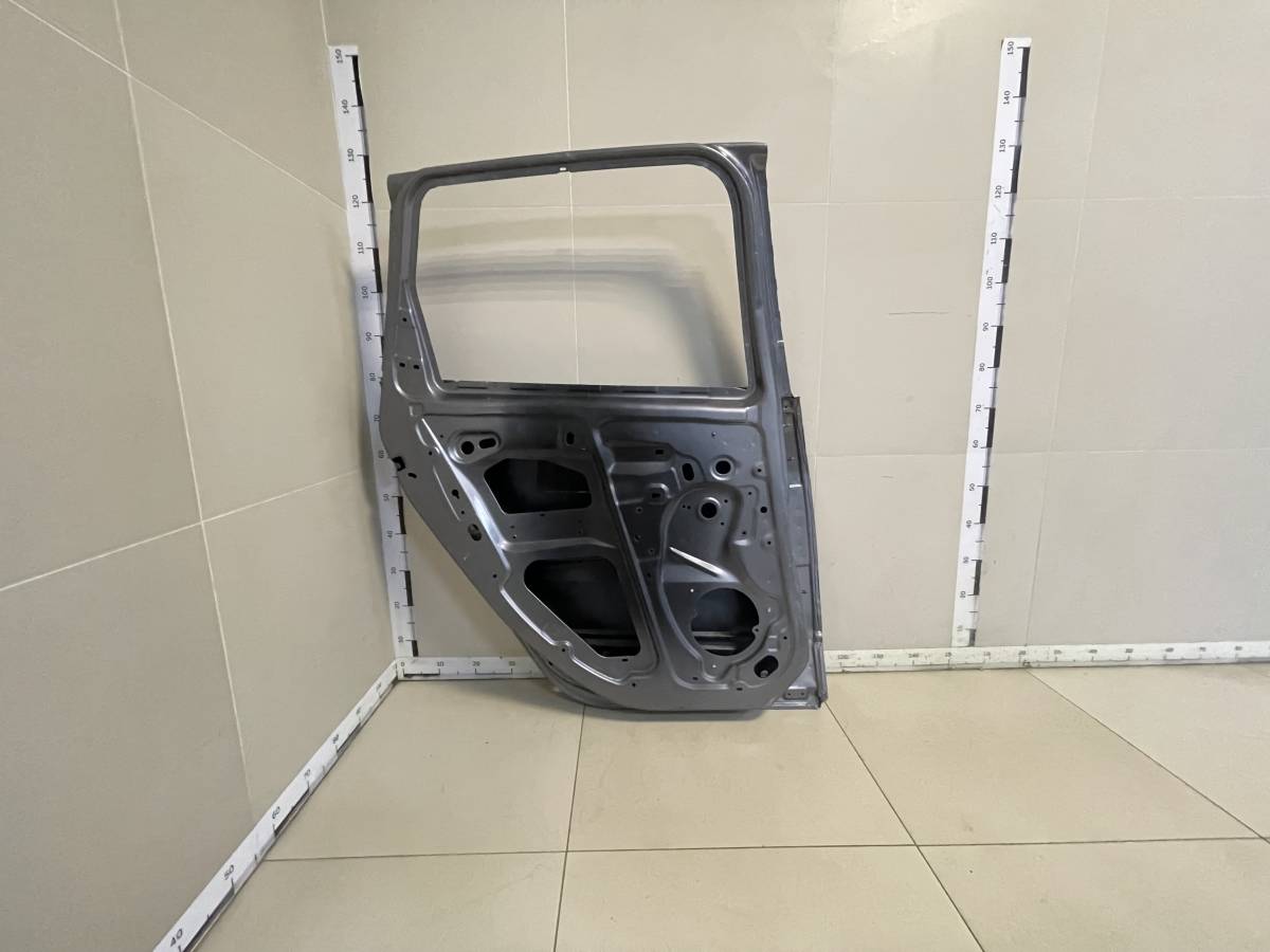 Дверь задняя левая Renault Scenic (3) 2009-2015