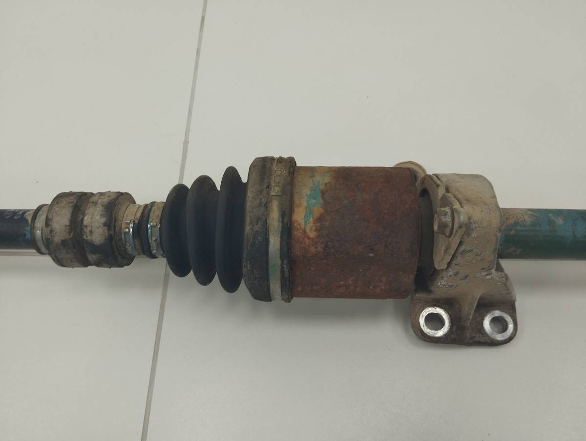 Полуось передняя правая Nissan Qashqai (J10) 2006-2013