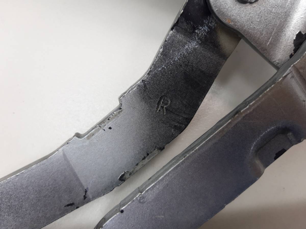 Петля крышки багажника Nissan Primera (P12) 2002-2007
