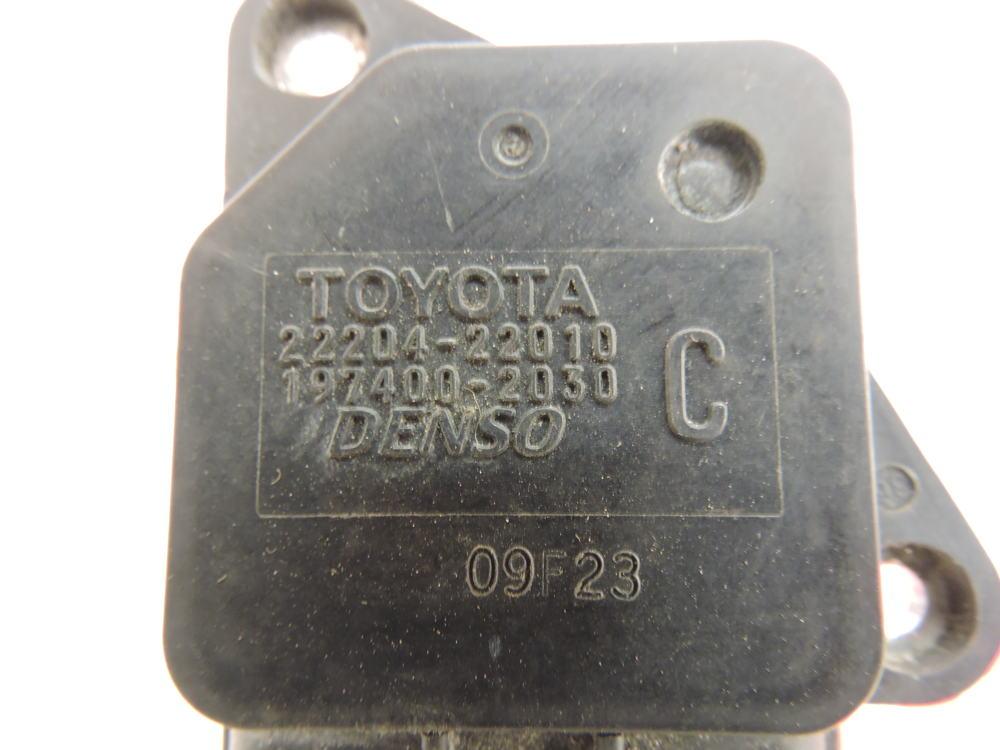 Датчик расхода воздуха (массметр, дмрв) для Toyota Corolla E120 2001-2007