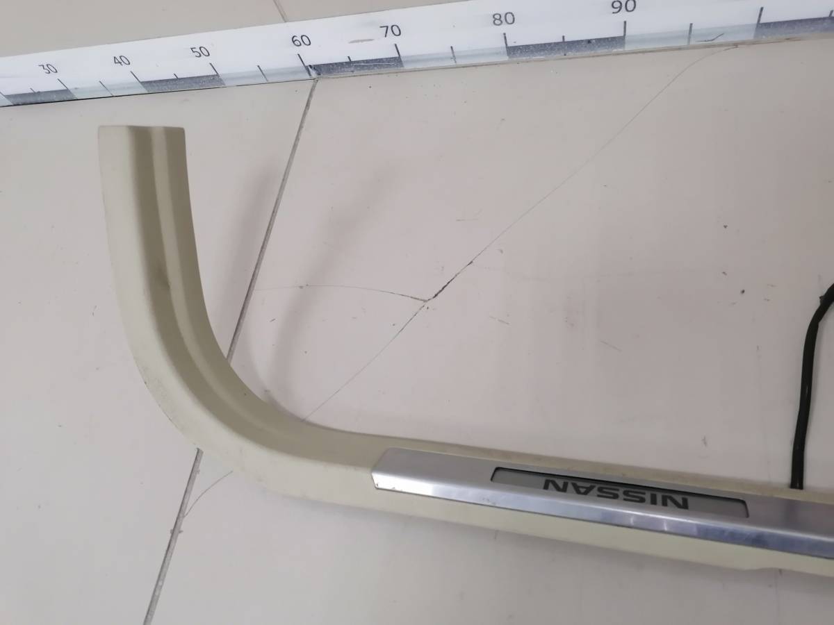 Накладка порога (внутренняя) Nissan Fuga Y50 2004-2009