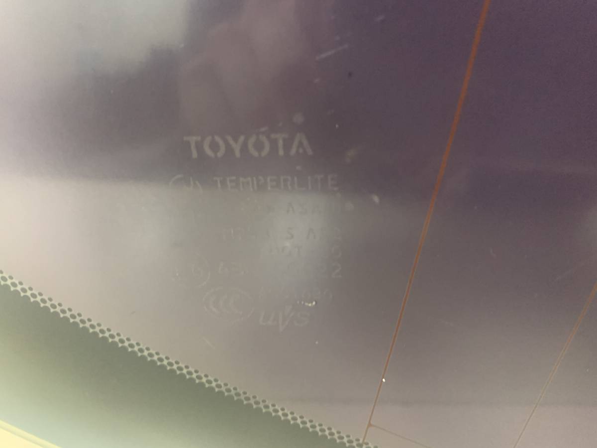 Стекло кузовное открывающееся (форточка) Toyota Land Cruiser Prado (J120) 2002-2009