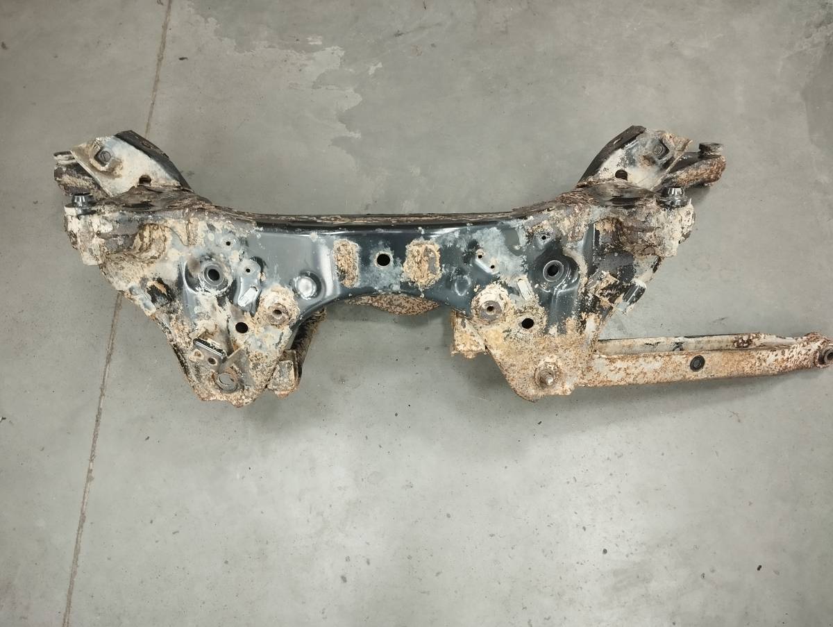 Балка задняя Nissan Qashqai (J10) 2006-2013