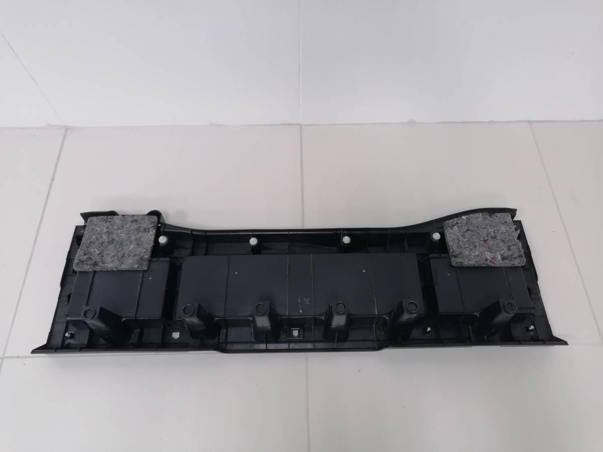 Ящик для инструментов Toyota Rav 4 (XA50) 2018>