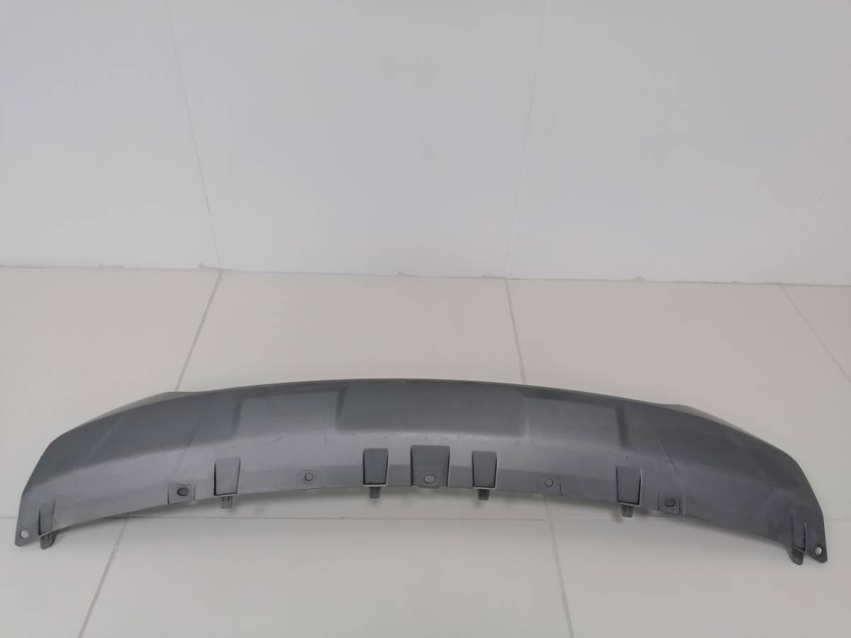 Накладка переднего бампера центральная Chery Tiggo 8 T18 2018-2022
