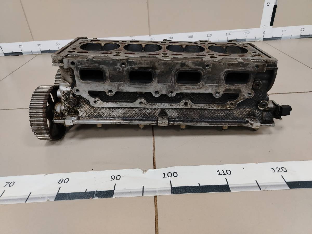 Головка блока цилиндров Dodge Stratus 2000-2005
