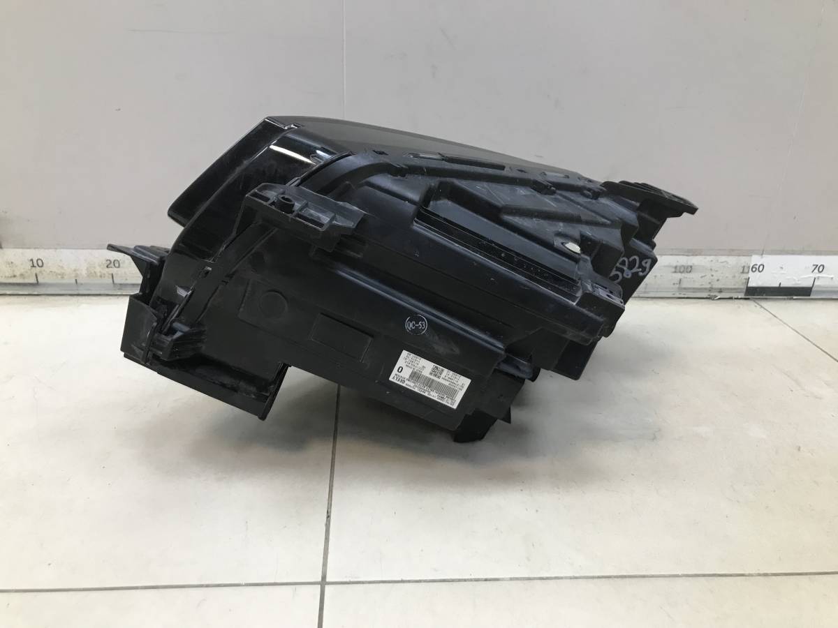 Фара правая Geely Tugella 2019>