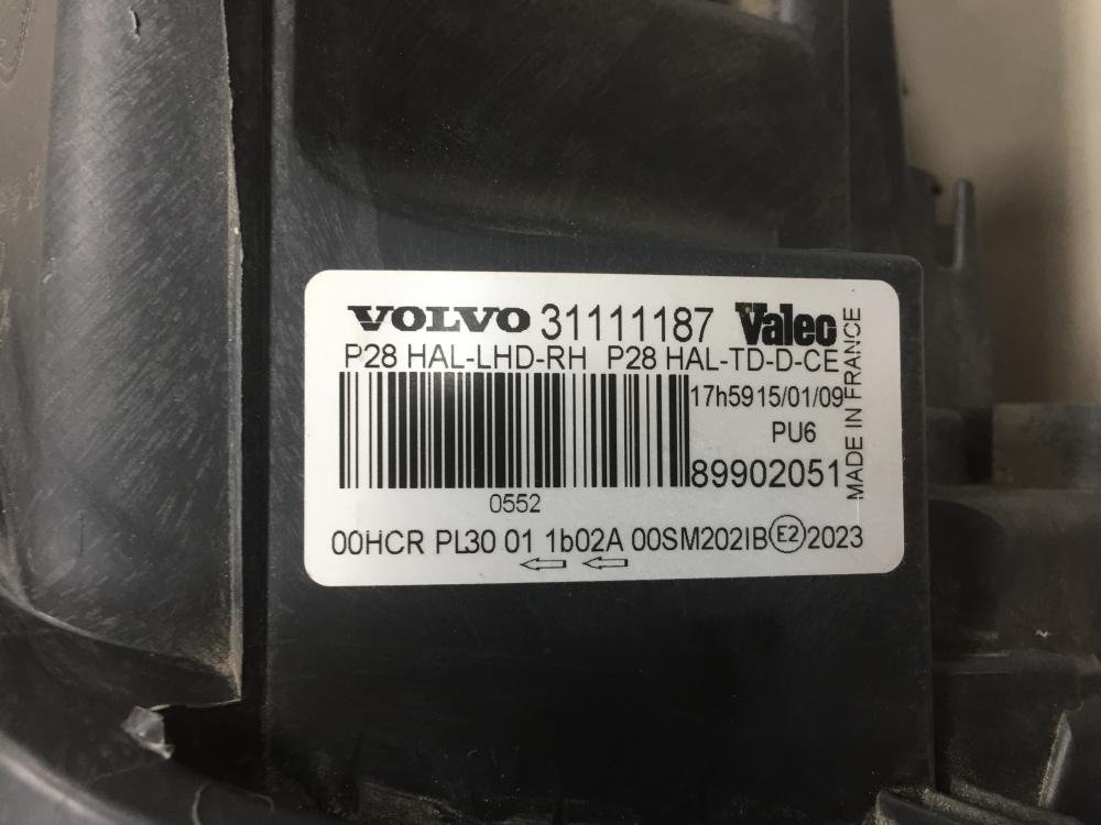 Фара правая для Volvo XC90 2002-2015