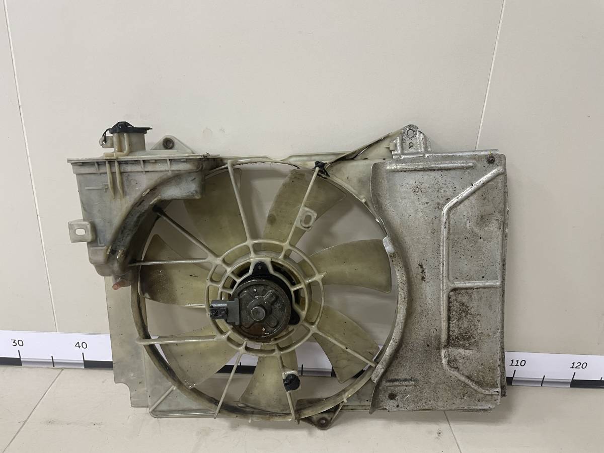 Диффузор вентилятора Toyota Yaris (P10) 1999-2005