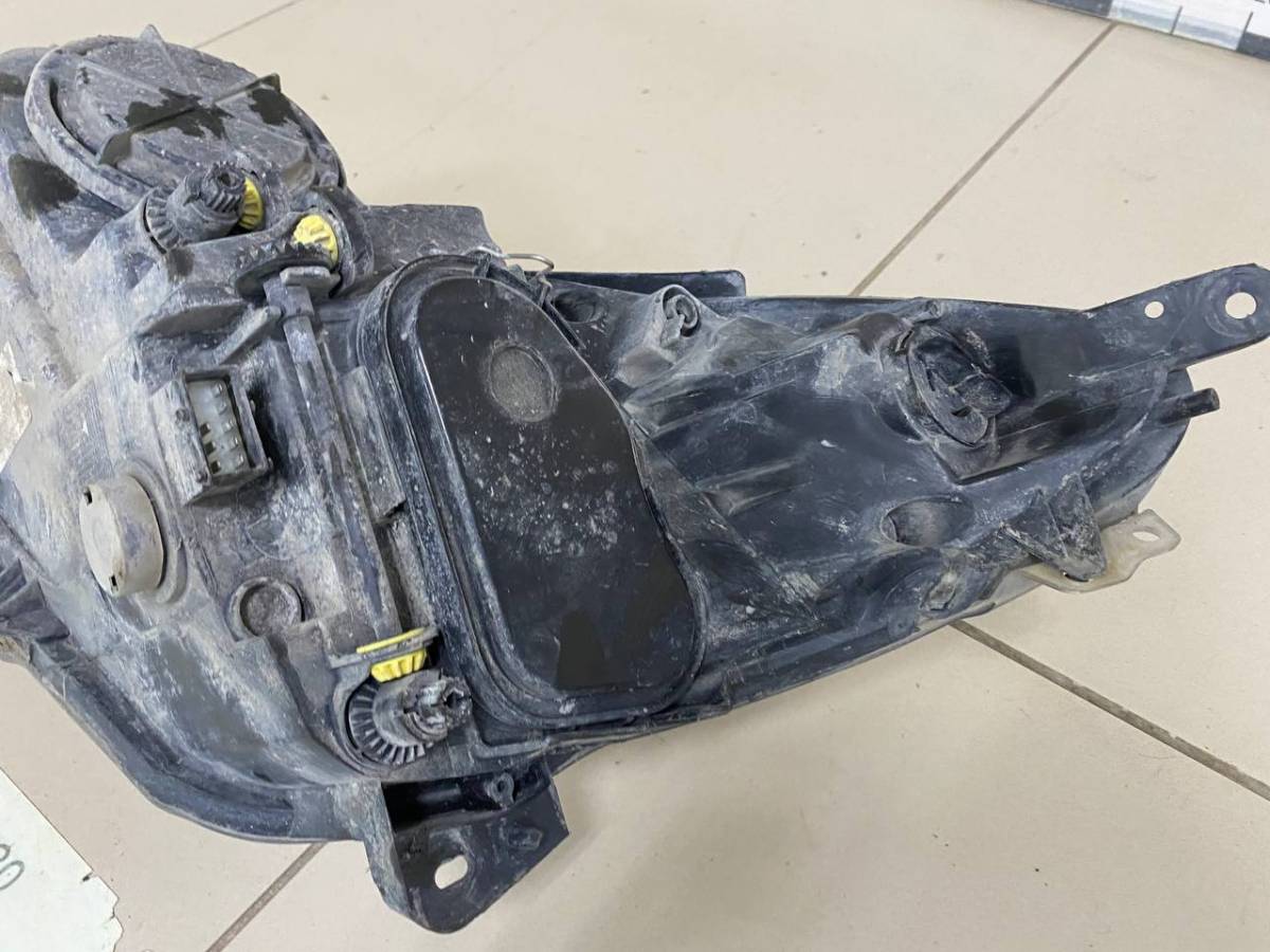 Фара правая Opel Corsa (D) 2006-2015 Фара правая Opel Corsa (D) 2006-2015