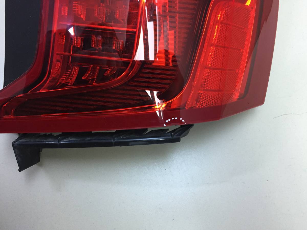 Фонарь задний правый Volvo XC90 2015>