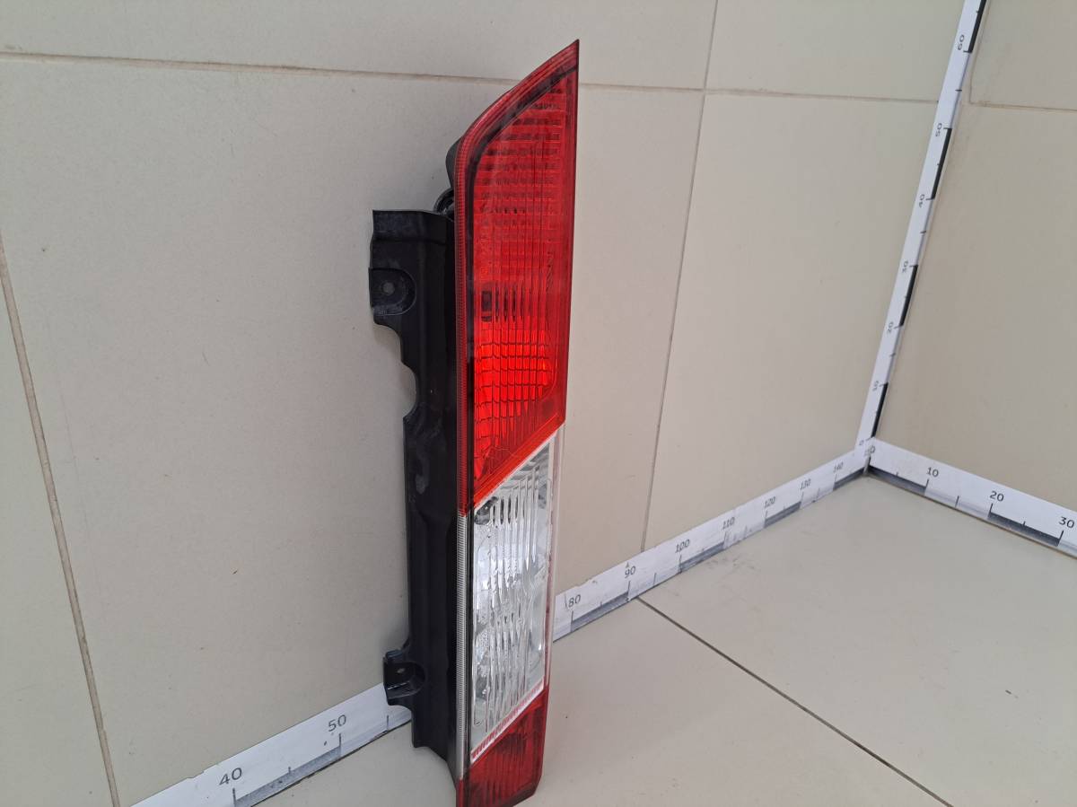 Фонарь задний правый Ford Transit 2014>