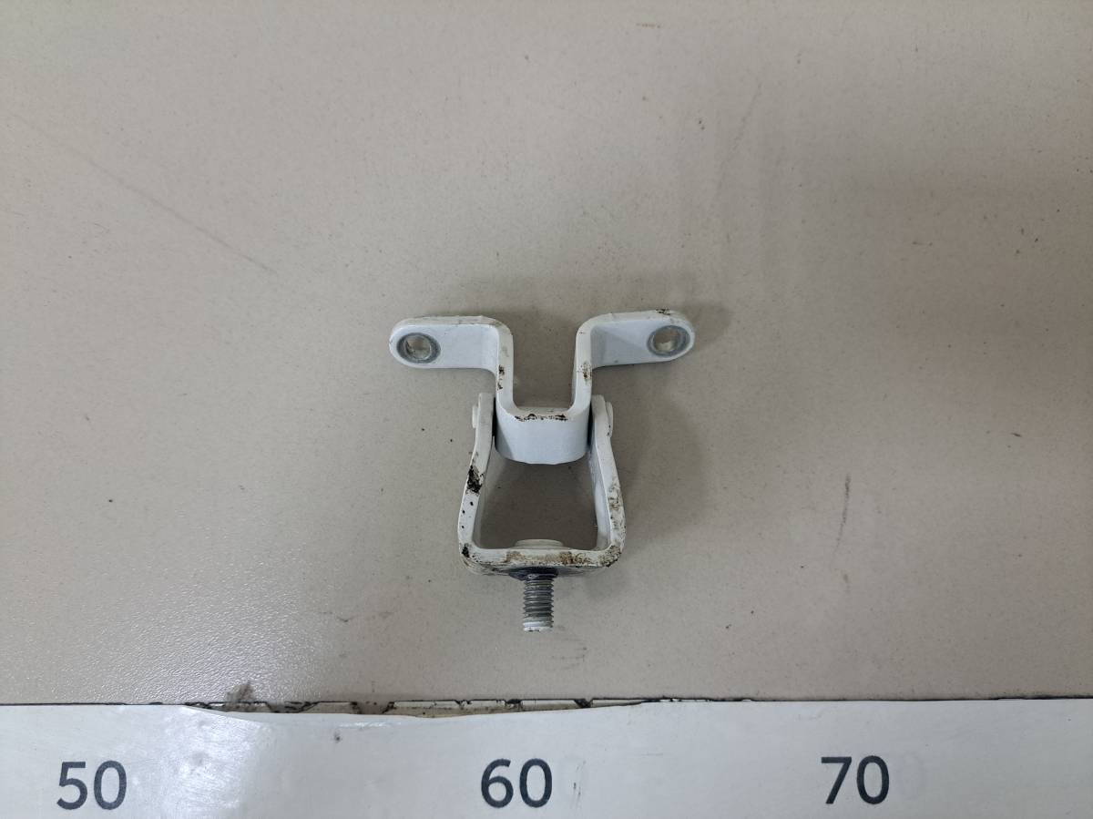 Петля двери багажника Skoda Octavia (A5 1Z-) 2004-2013 Петля двери багажника Skoda Octavia (A5 1Z-) 2004-2013