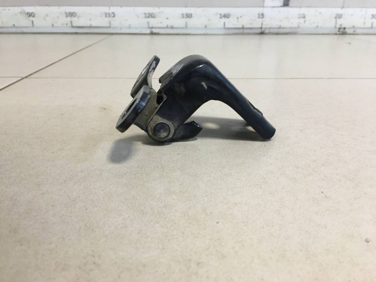 Петля двери задней правой нижняя Honda CR-V 2007-2012