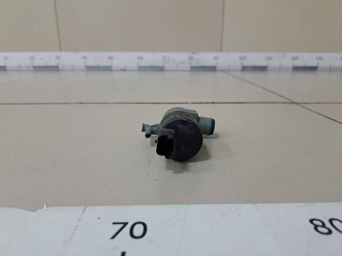Насос омывателя Nissan Almera 3 (G11, G15) 2012> Насос омывателя Nissan Almera 3 (G11, G15) 2012>